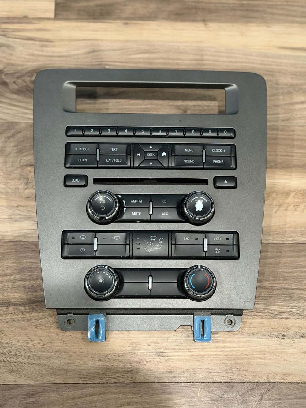 2014 Ford Mustang AM FM Radio Temperature Control Panel ER3T-18A802-AA OEM